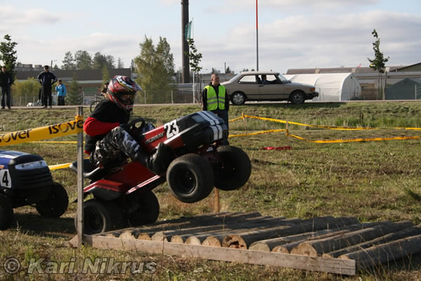 Ruohonleikkureiden 3h kest�vyysajot 13.09.2008