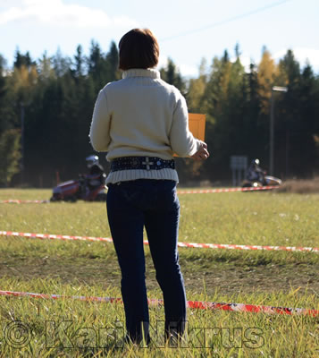 Ruohonleikkureiden 3h kest�vyysajot 2.10.2010