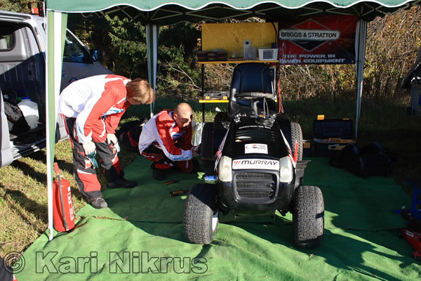 Ruohonleikkureiden 3h kest�vyysajot 2.10.2010
