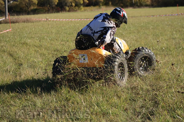 Ruohonleikkureiden 3h kest�vyysajot 2.10.2010