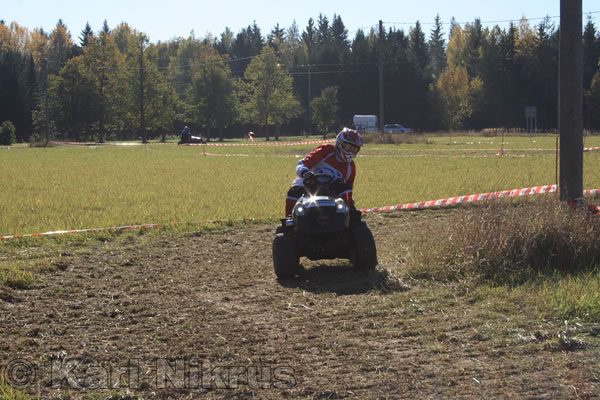 Ruohonleikkureiden 3h kest�vyysajot 2.10.2010
