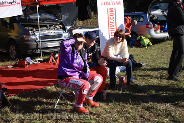 Ruohonleikkureiden 3h kest�vyysajot 2.10.2010