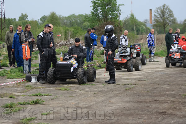 Ruohonleikkureiden 3h kest�vyysajot 14.5.2011