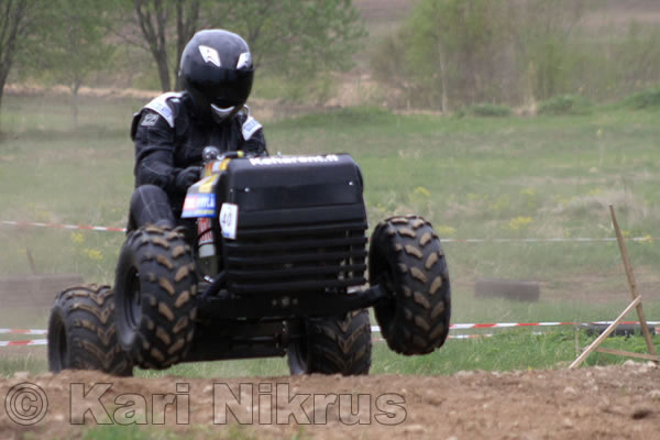 Ruohonleikkureiden 3h kest�vyysajot 14.5.2011