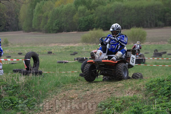 Ruohonleikkureiden 3h kest�vyysajot 14.5.2011