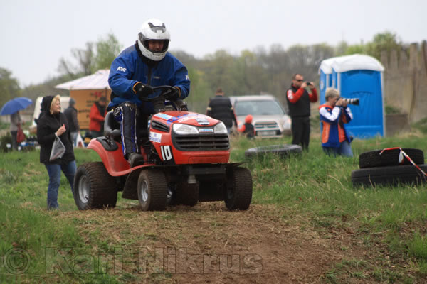 Ruohonleikkureiden 3h kest�vyysajot 14.5.2011
