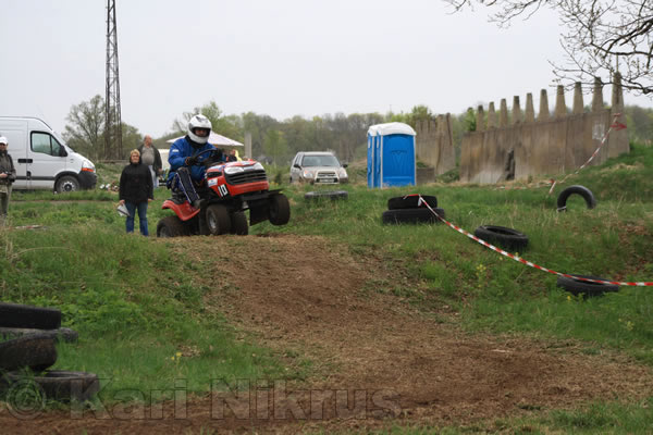Ruohonleikkureiden 3h kest�vyysajot 14.5.2011
