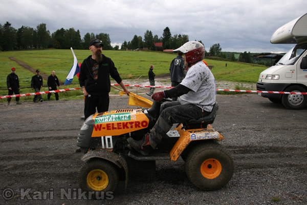 Ruohonleikkureiden 3h kestvyysajot 18.05.2008
