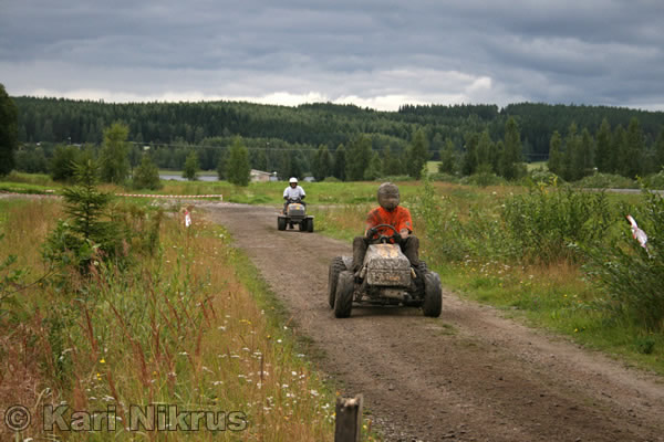 Ruohonleikkureiden 3h kestvyysajot 18.05.2008