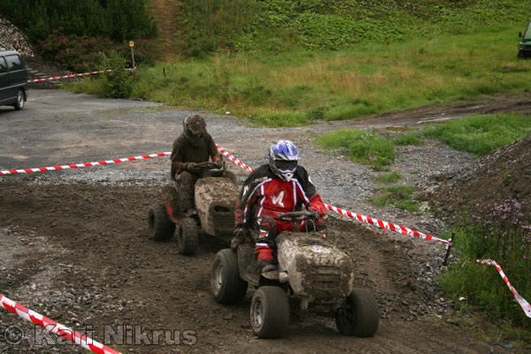 Ruohonleikkureiden 3h kestvyysajot 18.05.2008