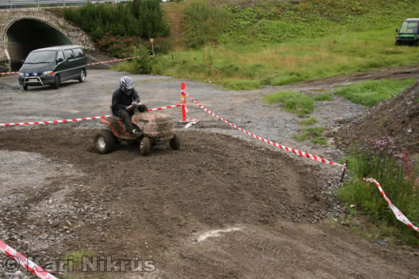 Ruohonleikkureiden 3h kestvyysajot 18.05.2008