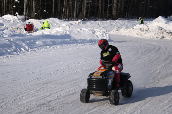 Ruohonleikkureiden 3h kest�vyysajot 20.2.2010
