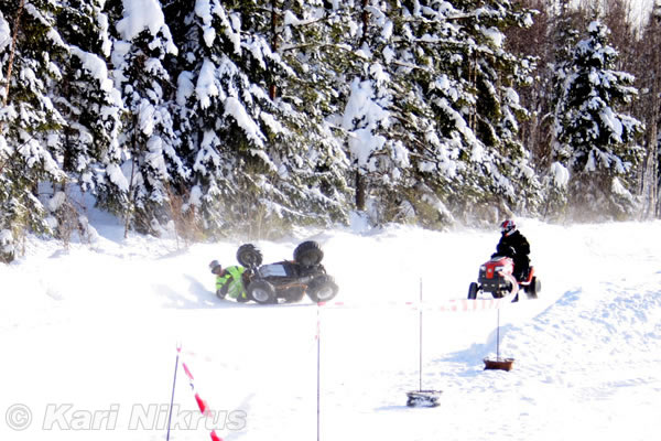 Ruohonleikkureiden 3h kest�vyysajot 20.2.2010