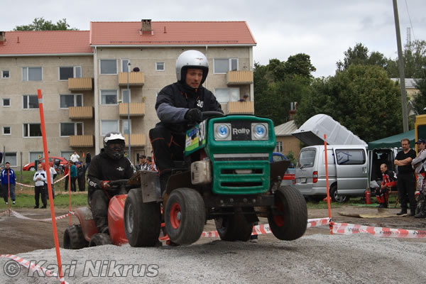 Ruohonleikkureiden 3h kest�vyysajot 28.8.2010
