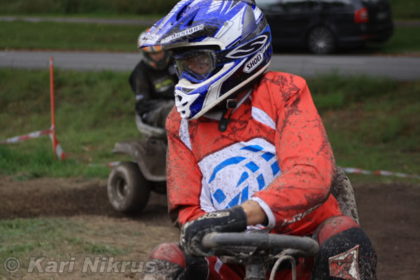Ruohonleikkureiden 3h kest�vyysajot 28.8.2010