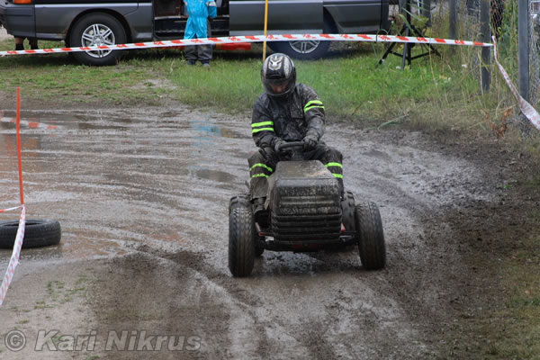 Ruohonleikkureiden 3h kest�vyysajot 28.8.2010