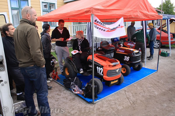 Ruohonleikkureiden 3h kest�vyysajot 28.8.2010