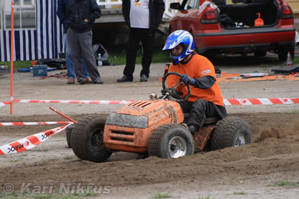 Ruohonleikkureiden 3h kest�vyysajot 28.8.2010