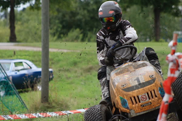 Ruohonleikkureiden 3h kest�vyysajot 28.8.2010