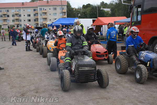 Ruohonleikkureiden 3h kest�vyysajot 28.8.2010