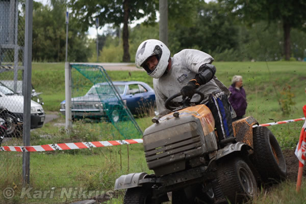 Ruohonleikkureiden 3h kest�vyysajot 28.8.2010