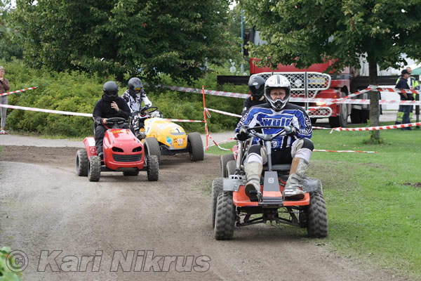 Ruohonleikkureiden 3h kest�vyysajot 29.8.2009