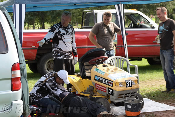 Ruohonleikkureiden 3h kest�vyysajot 29.8.2009