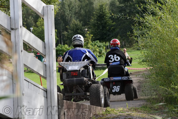 Ruohonleikkureiden 3h kest�vyysajot 29.8.2009