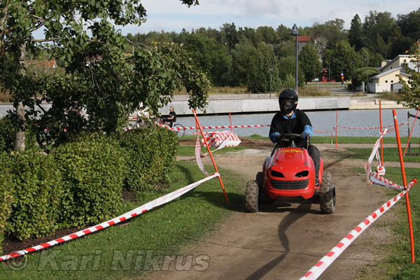 Ruohonleikkureiden 3h kest�vyysajot 29.8.2009