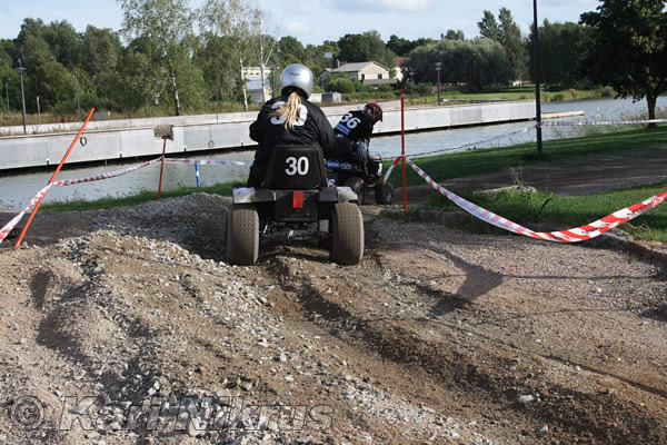 Ruohonleikkureiden 3h kest�vyysajot 29.8.2009