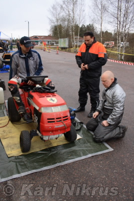 Ruohonleikkureiden 3h kest�vyysajot 8.5.2010