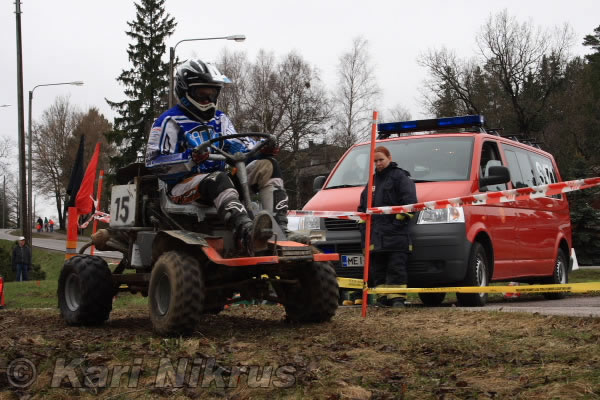 Ruohonleikkureiden 3h kest�vyysajot 8.5.2010