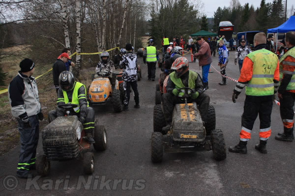 Ruohonleikkureiden 3h kest�vyysajot 8.5.2010