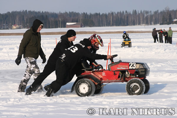 Ruohonleikkureiden 3h kest�vyysajot 21.02.2009