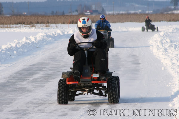 Ruohonleikkureiden 3h kest�vyysajot 21.02.2009