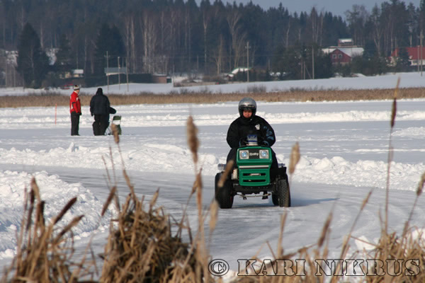 Ruohonleikkureiden 3h kest�vyysajot 21.02.2009