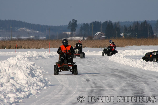 Ruohonleikkureiden 3h kest�vyysajot 21.02.2009