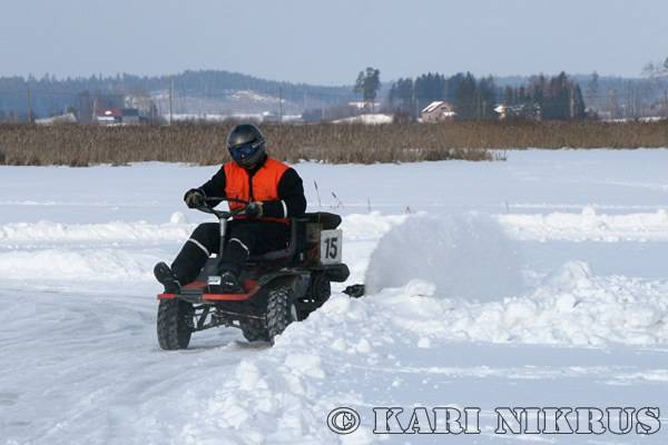 Ruohonleikkureiden 3h kest�vyysajot 21.02.2009