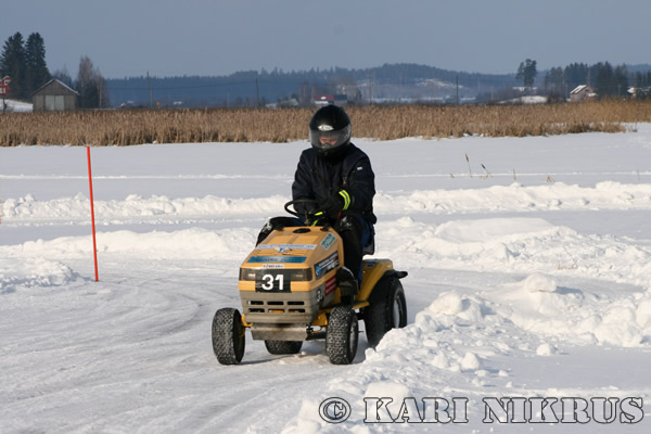 Ruohonleikkureiden 3h kest�vyysajot 21.02.2009