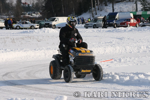 Ruohonleikkureiden 3h kest�vyysajot 21.02.2009
