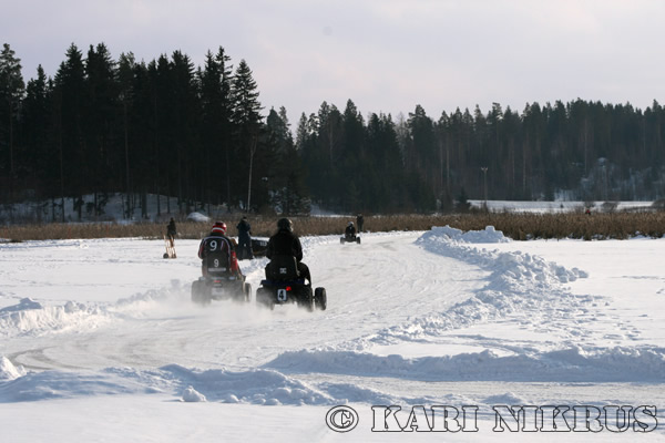 Ruohonleikkureiden 3h kest�vyysajot 21.02.2009