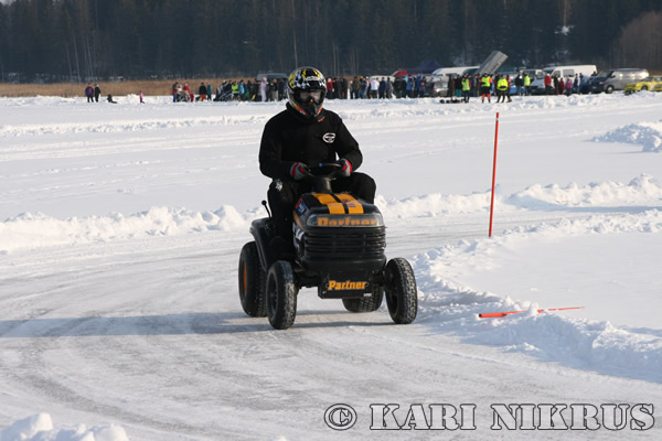 Ruohonleikkureiden 3h kest�vyysajot 21.02.2009