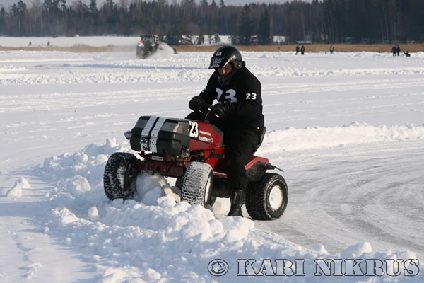 Ruohonleikkureiden 3h kest�vyysajot 21.02.2009