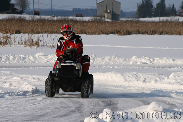 Ruohonleikkureiden 3h kest�vyysajot 21.02.2009