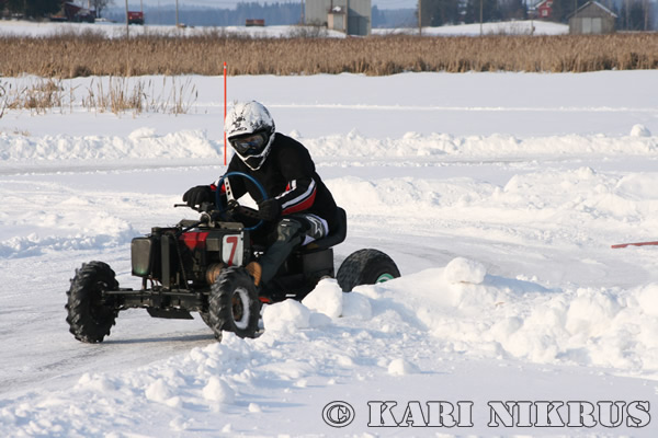 Ruohonleikkureiden 3h kest�vyysajot 21.02.2009