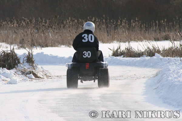 Ruohonleikkureiden 3h kest�vyysajot 21.02.2009