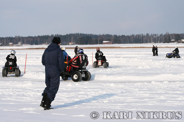 Ruohonleikkureiden 3h kest�vyysajot 21.02.2009