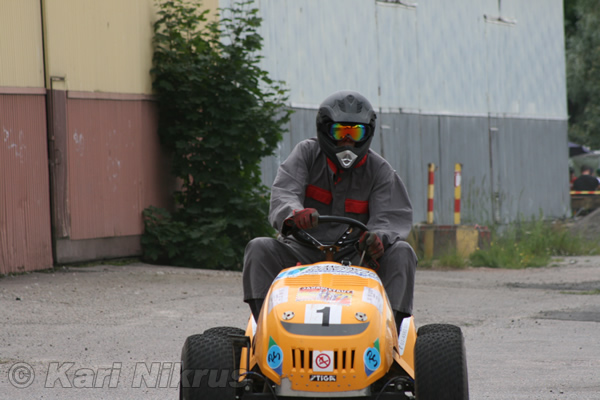 Ruohonleikkureiden 3h kest�vyysajot 11.07.2009