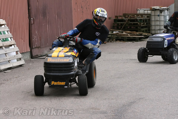 Ruohonleikkureiden 3h kest�vyysajot 11.07.2009
