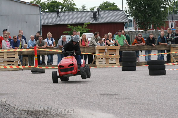 Ruohonleikkureiden 3h kest�vyysajot 11.07.2009